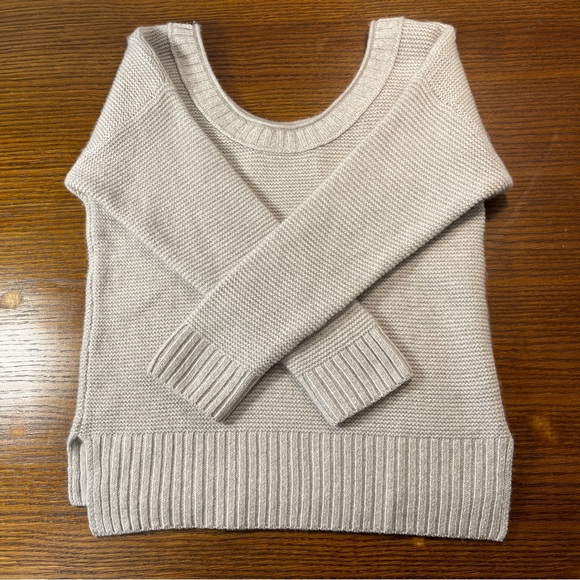 NWOT | Club Monaco 100% Italian Cashmere Sweater - Picture 7 of 7